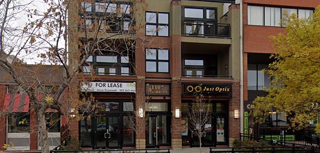 1107 17 Ave SW